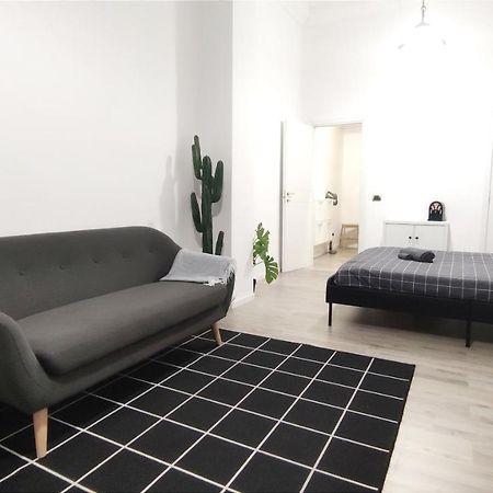 Via Verdi 14 Apartman Cagliari Kültér fotó